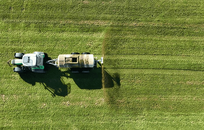 champs-tracteur-épandage-lisier